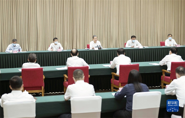 赵乐际在四川调研和开展执法检查