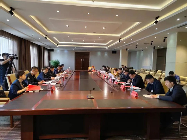 吉林省人大经济委到延边州调研扩大消费和外贸情况