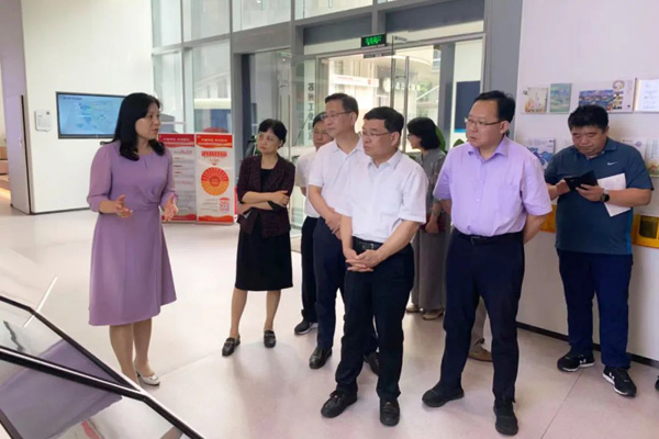 全国人大外事委到苏州调研