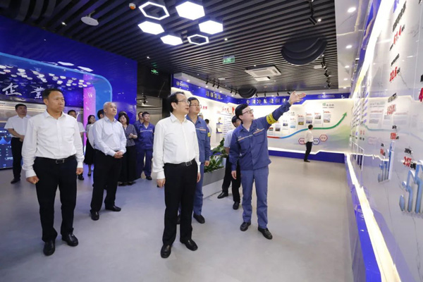 全国人大社会委到湖北调研