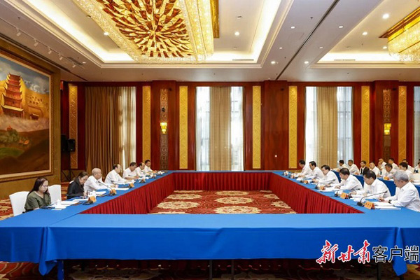  全国人大常委会执法检查组在甘肃开展安全生产法执法检查杨振武胡昌升出席座谈会并讲话